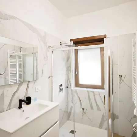 Urban Loft * בארי