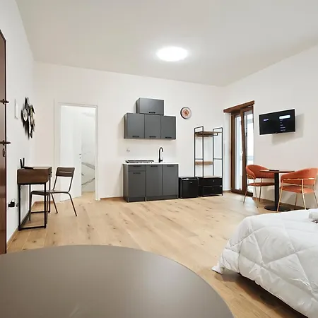 Urban Loft *